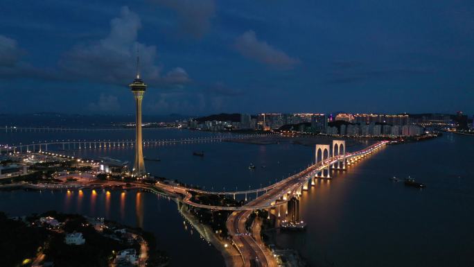 澳门西湾大桥夜景航拍