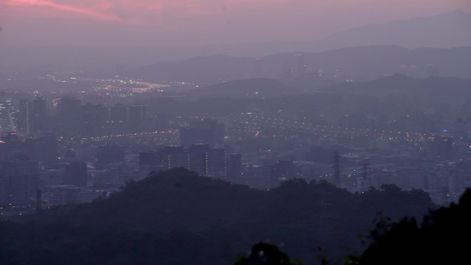 台北山顶日落城市全景101大厦