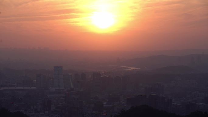 台北山顶日落城市全景101大厦