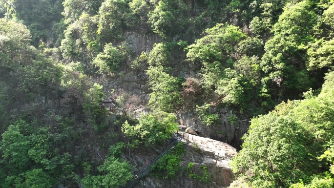 郴州东江湖龙景瀑布和鸳鸯瀑布
