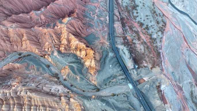 库车大峡谷丹霞地貌红色雅丹地貌4K-12