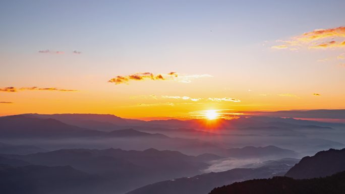 【5K】哀牢山日出航拍延时，哀牢山风景