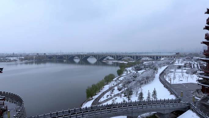 航拍洛阳朱樱塔雪景