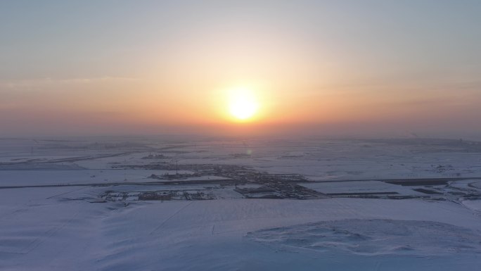 内蒙古草原冬季日出暖阳