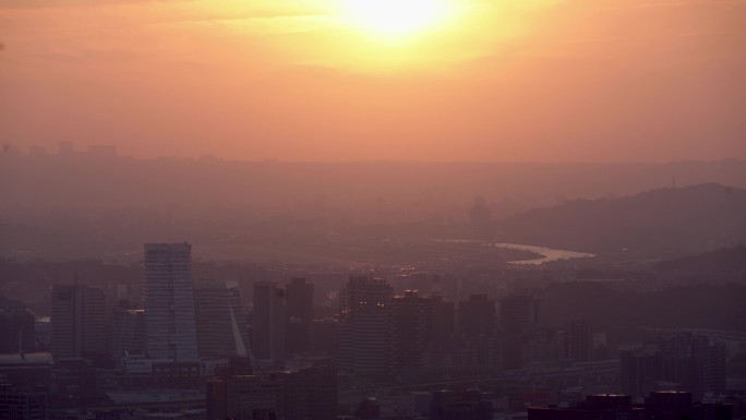 台北山顶日落城市全景101大厦