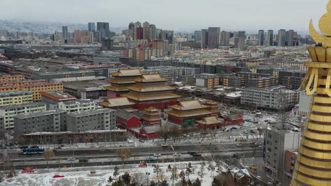 呼和浩特宝尔汗佛塔 呼和浩特大召寺