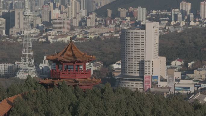 济南英雄山