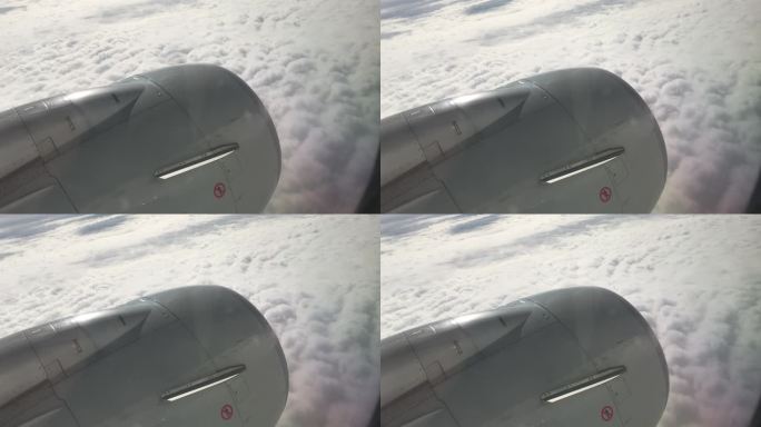 飞机俯瞰云层