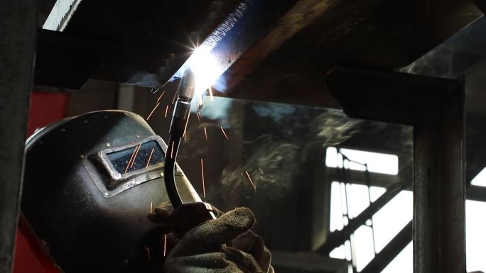 焊接 火花 钢结构 工地宣传素材