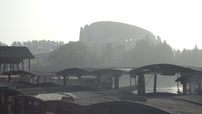 浙江嘉兴乌镇江南水乡古风建筑旅游旺季游客