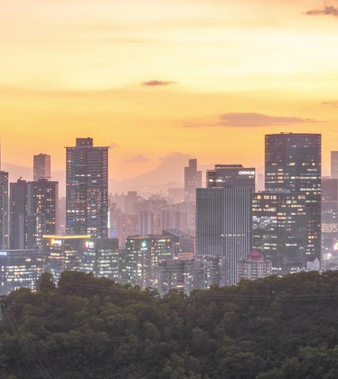 T/L HA MS PAN深圳罗湖区城市天际线从黄昏到夜晚的时间间隔