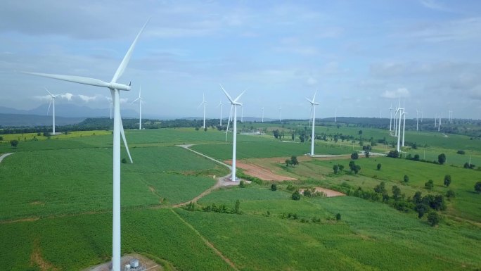 航拍风力发电机新能源风车