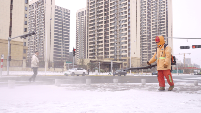 冬天下雪 城市工人除雪  冬天交通