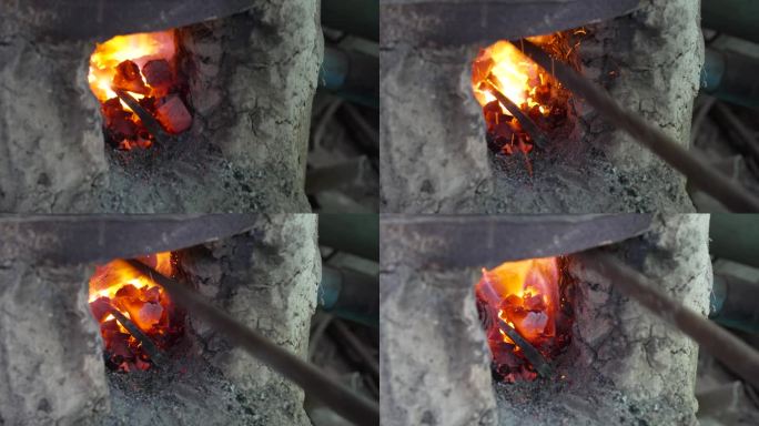 传统砖炉内燃烧的柴火发出的火焰