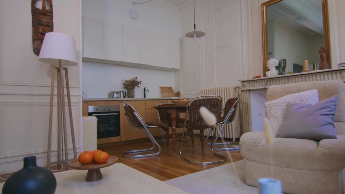 现代开放式室内厨房和客厅空间