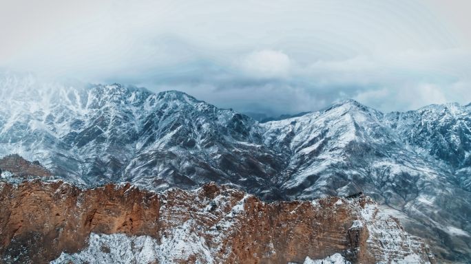 贺兰山雪景