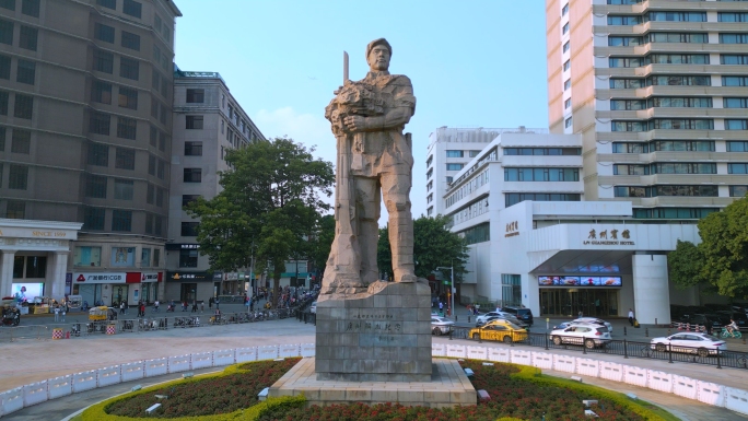 广州解放纪念碑雕像