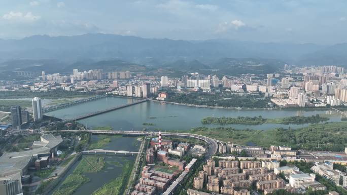 航拍宝鸡市中心全景旋转镜头金陵河渭河口
