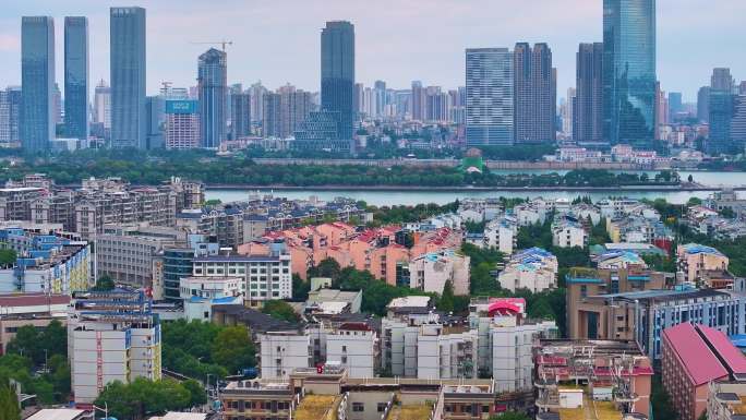 湖南长沙湘江江滩公园航拍橘子洲岳麓山风景