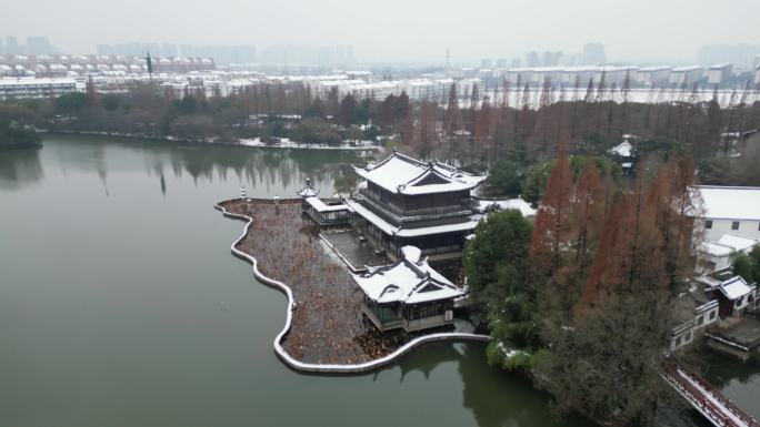 芙蓉楼雪景