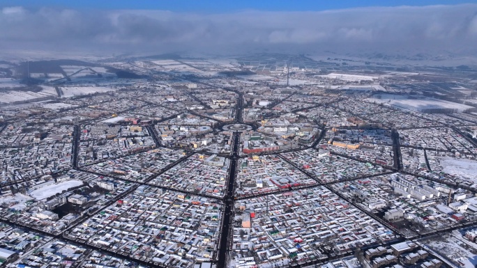 雪后新疆特克斯八卦城航拍延时