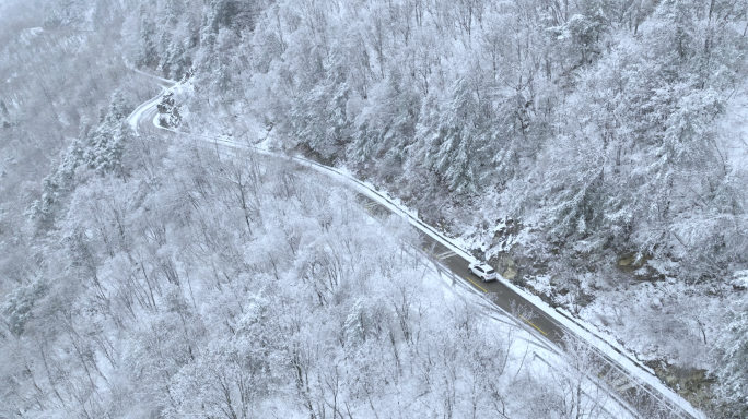 秦岭雪景航拍自然风光合集（多视角长视频）