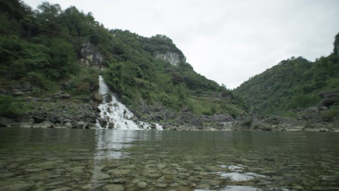 贵州山区高山流水 克度镇水文环境