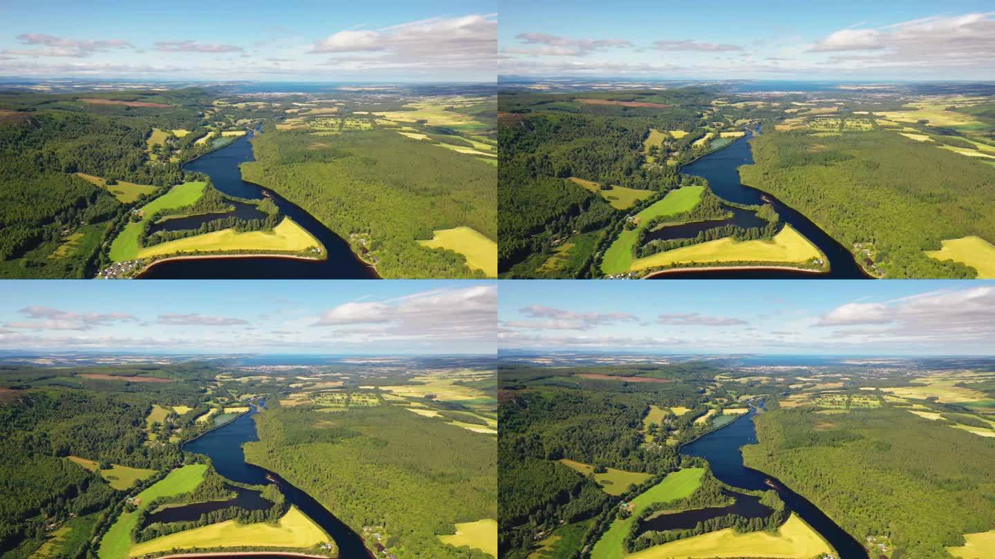 从尼斯湖上空俯瞰苏格兰因弗内斯