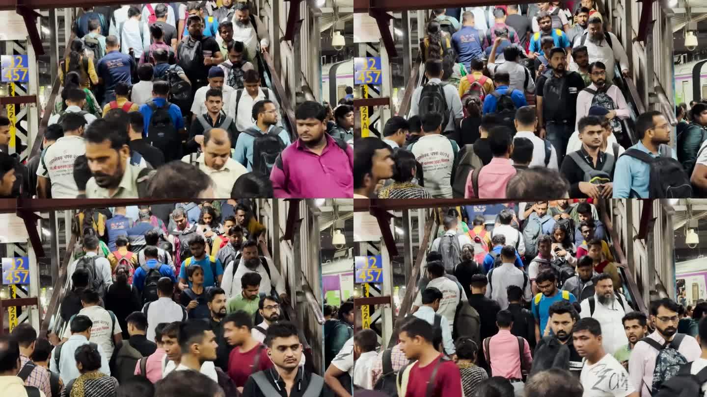 印度铁路站台上的人群