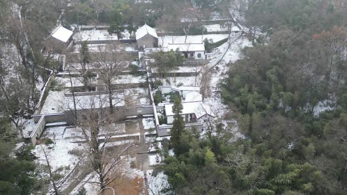 南山竹林寺雪景