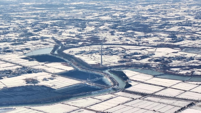 航拍乡镇雪景学校建筑田地大桥别墅河流房屋