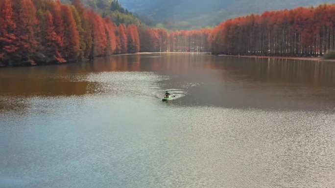 初冬龙池湖 不一样的静谧美