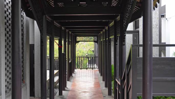 4K实拍，广州新文化馆仿古建筑群走廊。