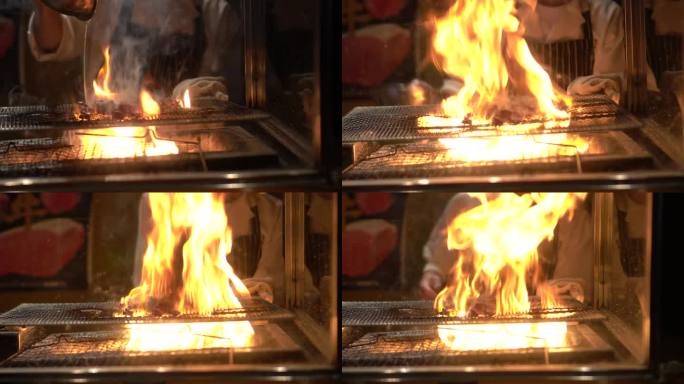木炭火焰火烤烤鸡肉串日式传统居酒屋食品
