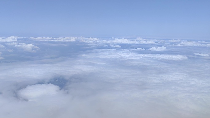 飞机上拍云海
