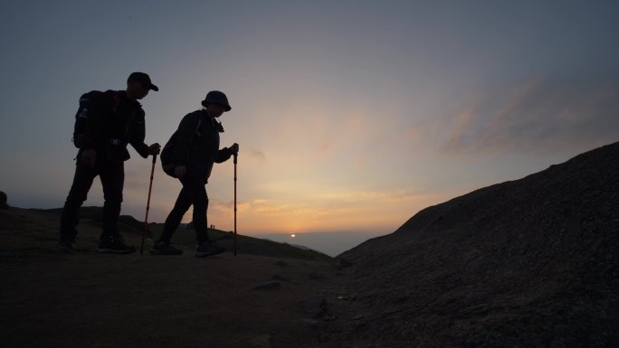 登山攀登励志前行前进拼搏奋斗