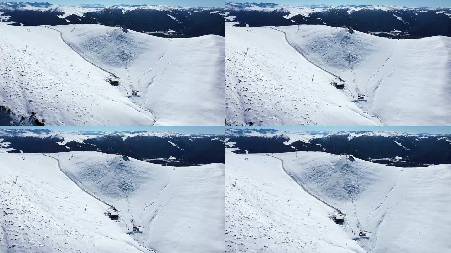 新疆阿勒泰云霄峰雪山 山庄雪山 可爱雪山