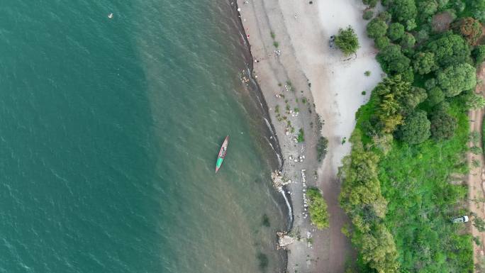 抚仙湖湖岸俯拍航拍