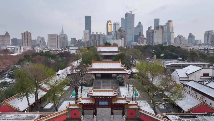 冬季探寻朝天宫雪景 红墙白雪彰显金陵本色