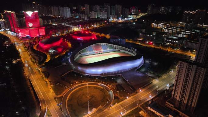 航拍于都体育馆夜景