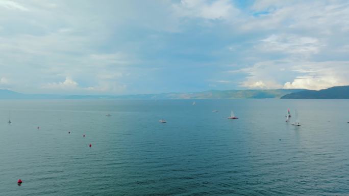 抚仙湖明星鱼洞景区白色帆船航拍4K
