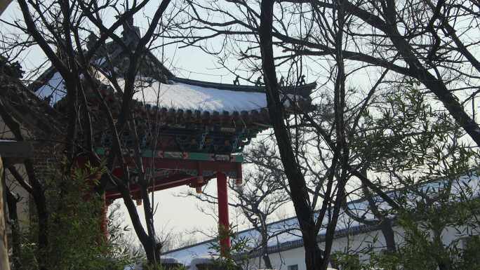 山东威海刘公岛水师学堂古戏台冬季雪景