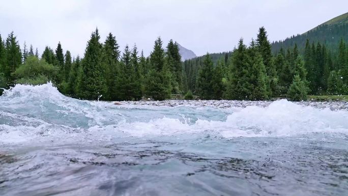 溪流山泉  水花