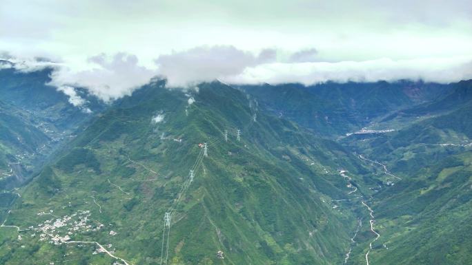 高山电力航拍，高山云雾延时