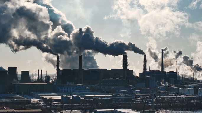 石油化工钢铁重工业工厂排放烟雾空气污染