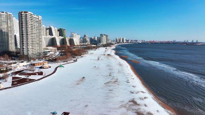 秦皇岛市海港区金梦海湾海边雪景