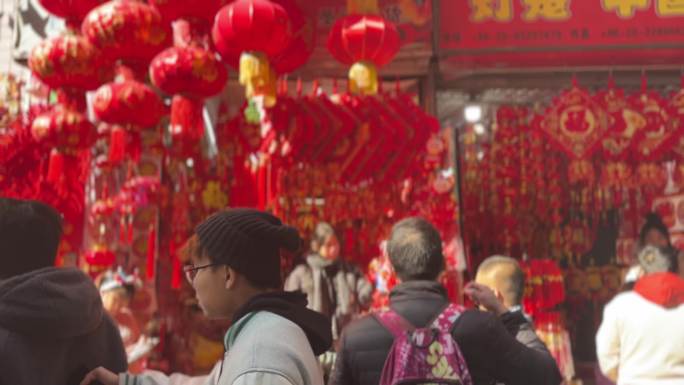 过年年货春节人群龙年年新年喜庆挂件对联