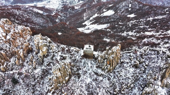 板厂峪长城穿心楼雪景航拍