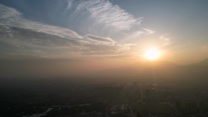 4K四川成都都江堰日落夕阳城市空镜航拍