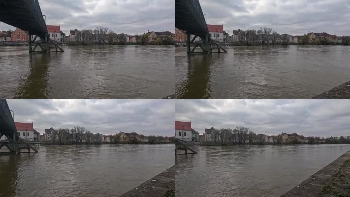 秋天的多瑙河在雷根斯堡